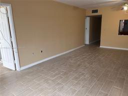 Picture of 18900 NE 3Rd Ct # 520, Miami, FL 33179