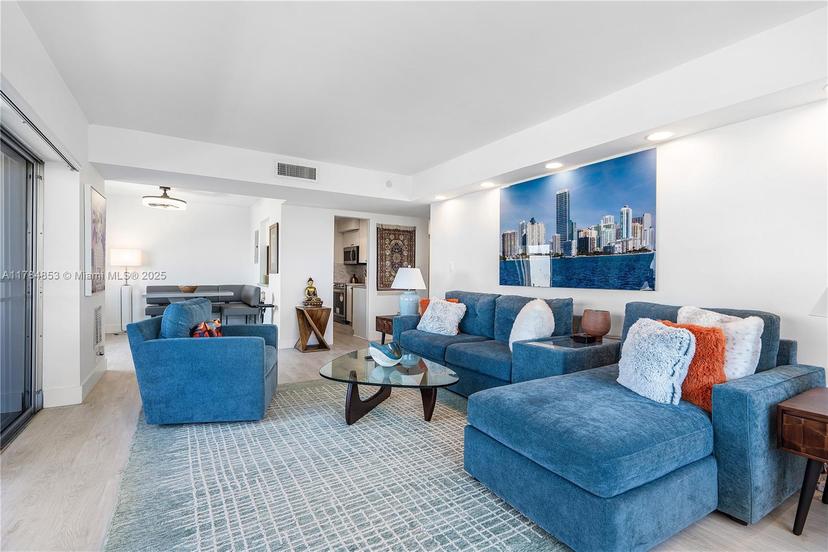 Picture of 1625 SE 10Th Ave # 1002, Fort Lauderdale FL 33316