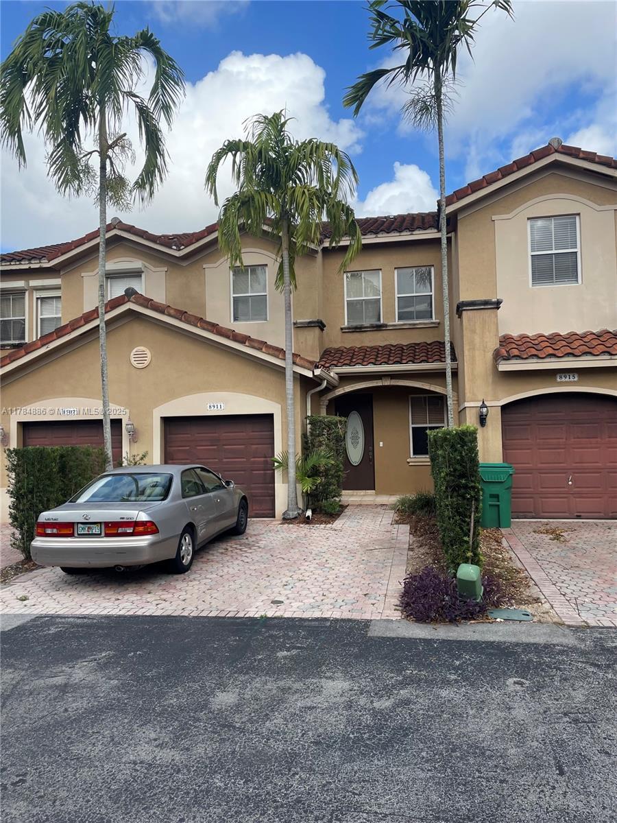 Picture of 8911 SW 108Th Path, Miami, FL 33176