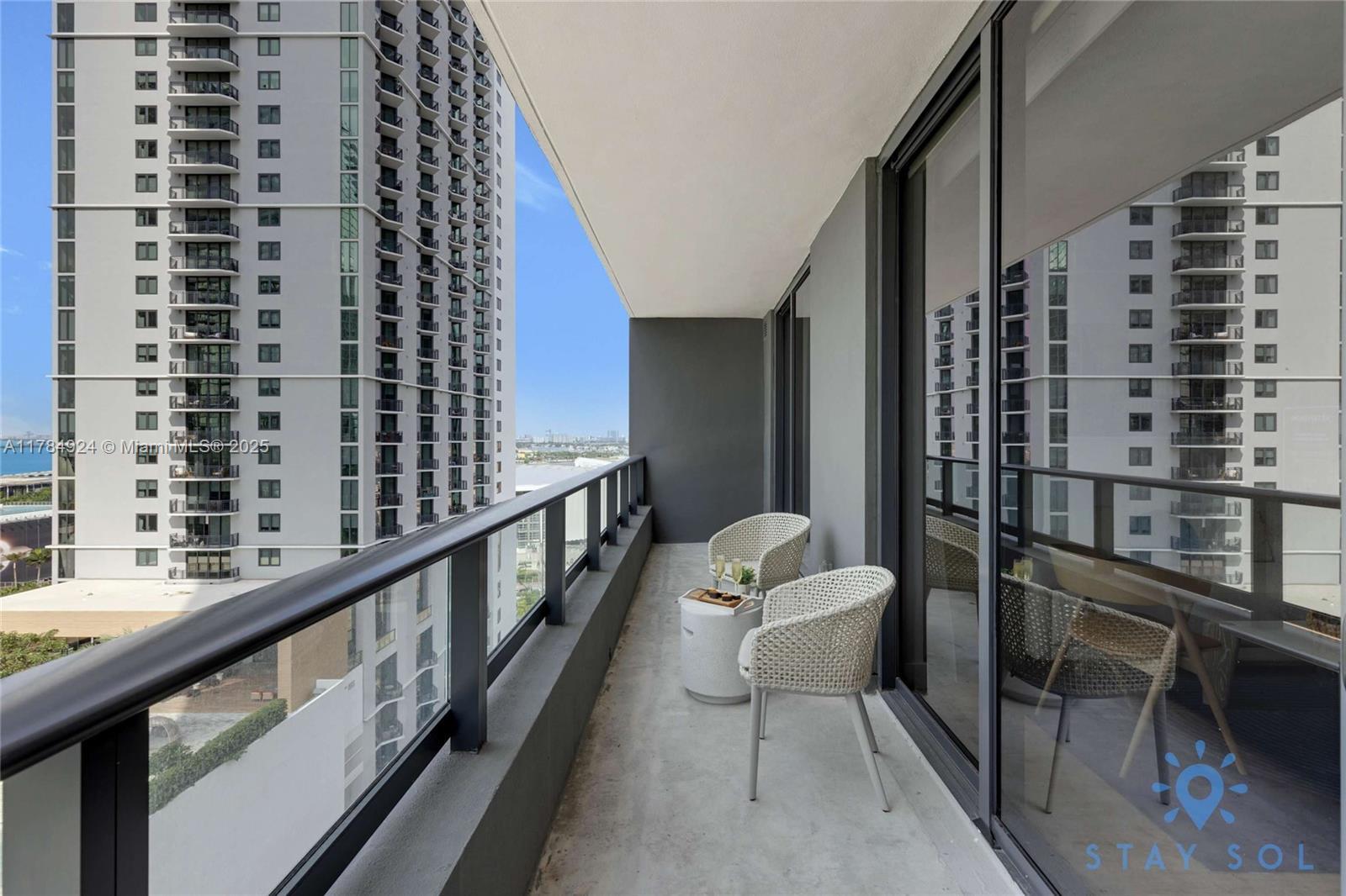 Picture of 601 NE 1St Ave # 1602, Miami, FL 33132