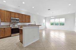 Picture of 4339 W Whitewater Ave, Weston, FL 33332