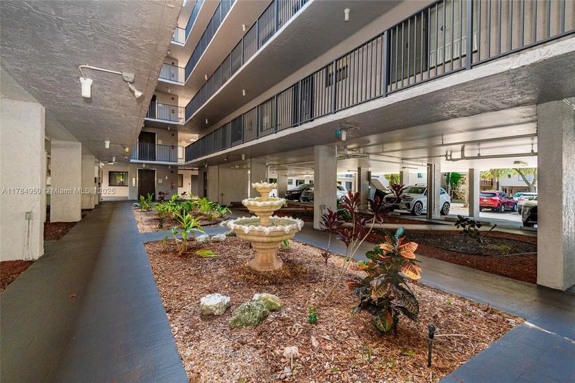 Picture of 8010 Hampton Blvd # 304, North Lauderdale FL 33068