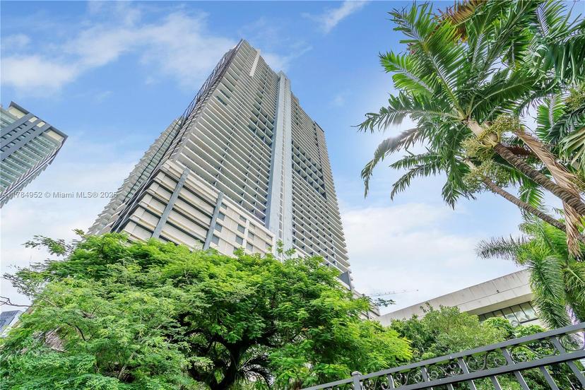 Picture of 60 SW 13Th St # 3416, Miami FL 33130