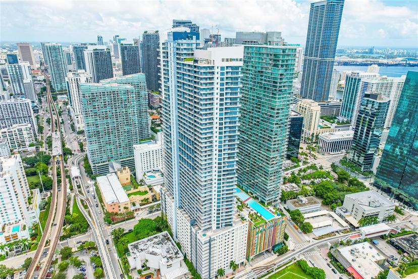 Picture of 60 SW 13Th St # 3416, Miami FL 33130