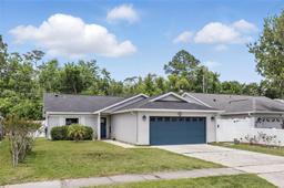 Picture of 5337 Conway Oaks Ct, Orlando, FL 32812