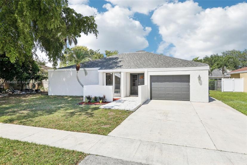 Picture of 4967 SW 94Th Ter, Cooper City FL 33328