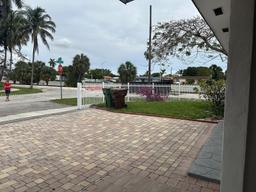 Picture of 410 W 30Th Pl, Hialeah, FL 33012