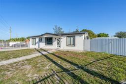 Picture of 3630 NW 207Th St, Miami Gardens, FL 33056