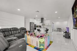Picture of 3630 NW 207Th St, Miami Gardens, FL 33056