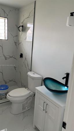 Picture of 301 NW 194Th Ter, Miami Gardens, FL 33169