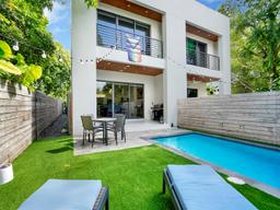 Picture of 3070 Elizabeth St # 3070, Coconut Grove, FL 33133