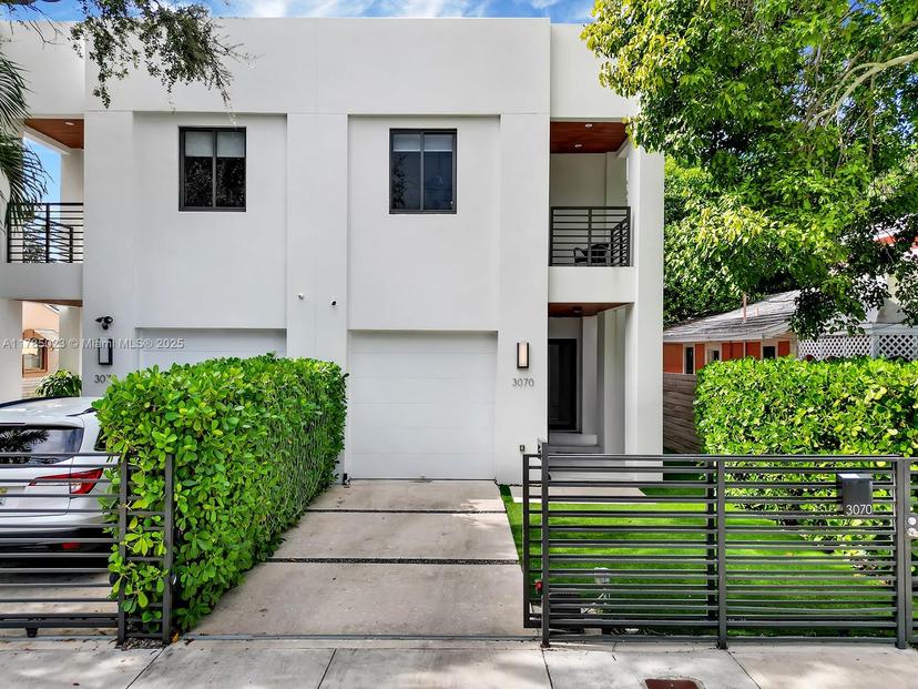 Picture of 3070 Elizabeth St # 3070, Coconut Grove FL 33133