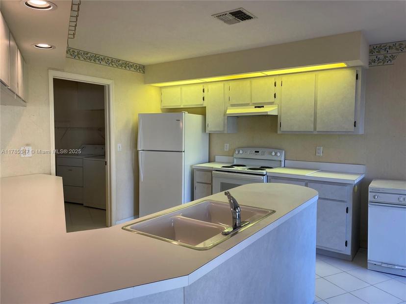 Picture of 23 EAST Greens, Lehigh Acres FL 33936