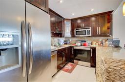 Picture of 19380 Collins Ave # 1002, Sunny Isles Beach, FL 33160