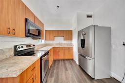 Picture of 1005 NE 145Th St, North Miami, FL 33161
