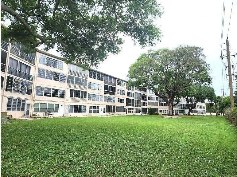 Picture of 209 Southampton A # 209, West Palm Beach FL 33417