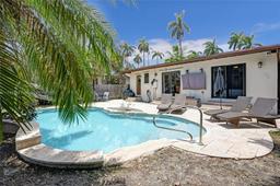 Picture of 1318 Tyler St, Hollywood, FL 33019