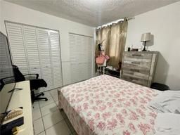Picture of 10090 NW 80Th Ct # 1401, Hialeah Gardens, FL 33016