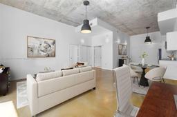 Picture of 2001 Meridian Ave # 412, Miami Beach, FL 33139