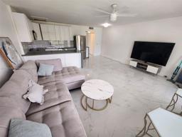 Picture of 241 Dorset F # 241, Boca Raton, FL 33434