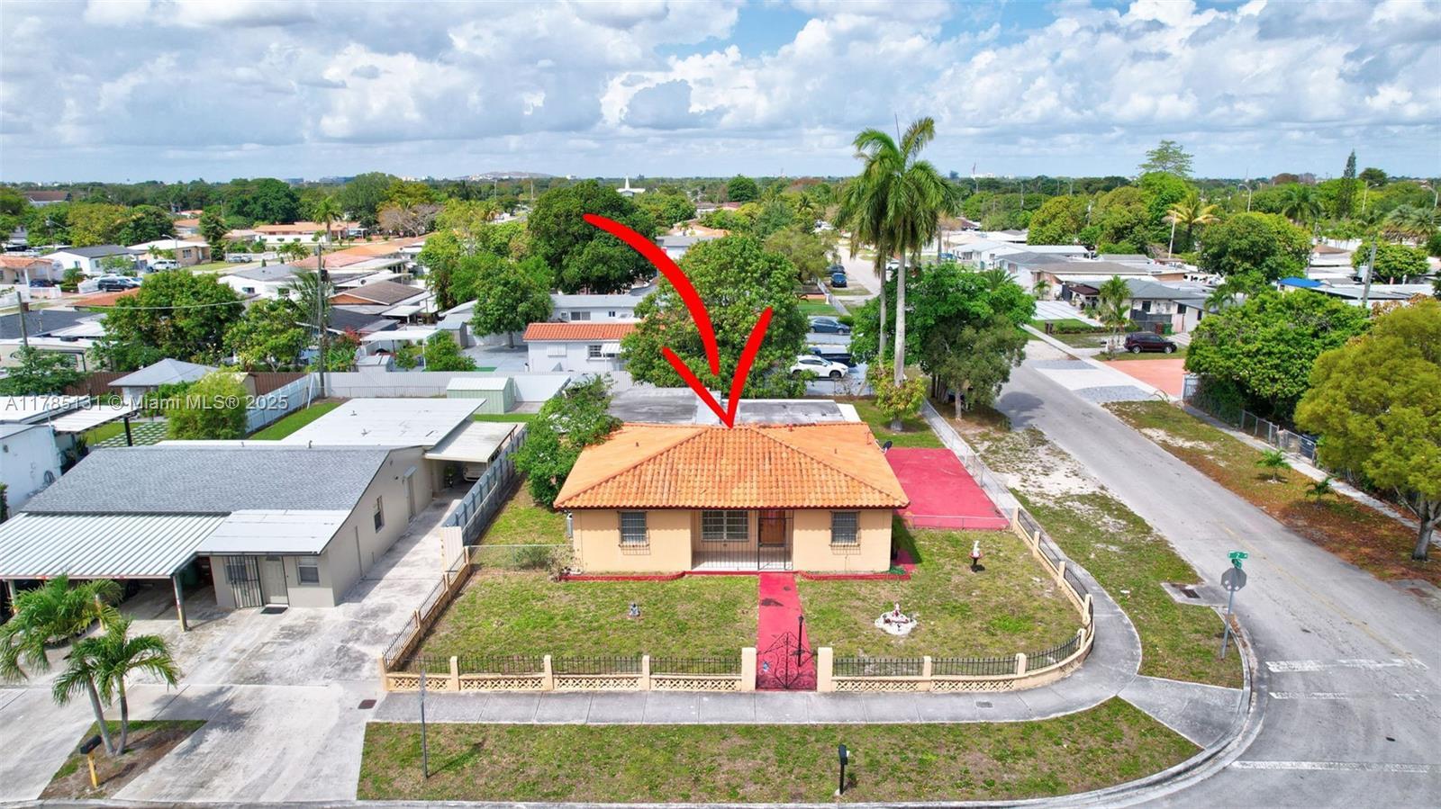 Picture of 5890 E 2Nd Ave, Hialeah, FL 33013