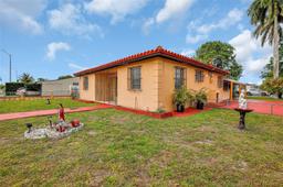 Picture of 5890 E 2Nd Ave, Hialeah, FL 33013