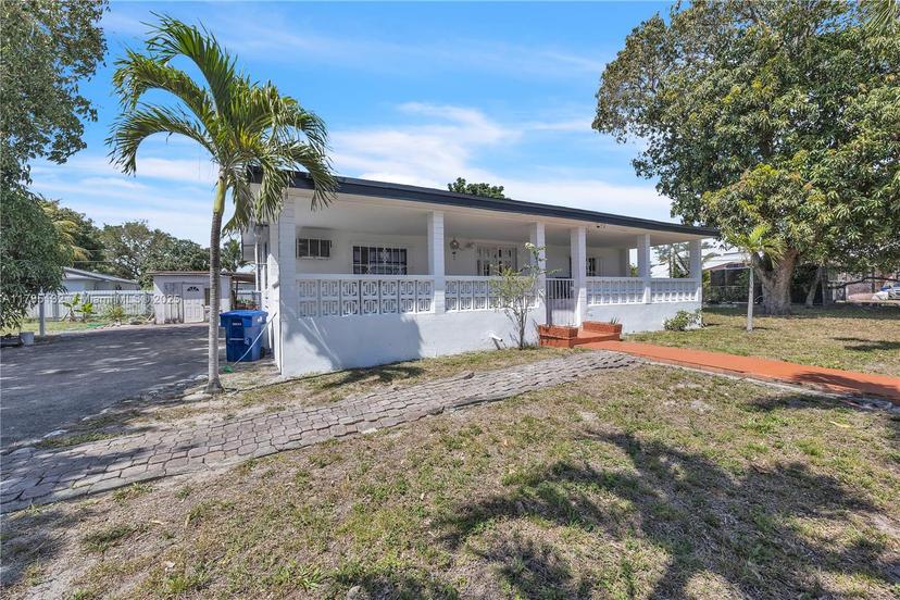 Picture of 745 NW 140Th St, Miami FL 33168