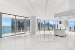 Picture of 300 Biscayne Blvd Way # 4207, Miami, FL 33131