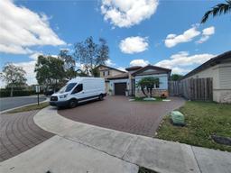 Picture of 405 NE 25Th Ter, Homestead, FL 33033