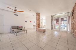Picture of 1150 Euclid Ave # 301, Miami Beach, FL 33139