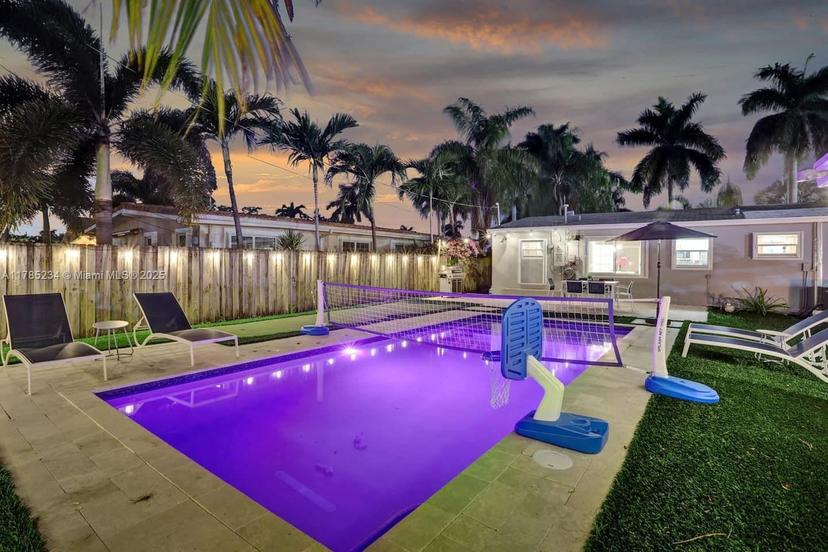 Picture of 1124 NE 6Th St, Hallandale Beach FL 33009