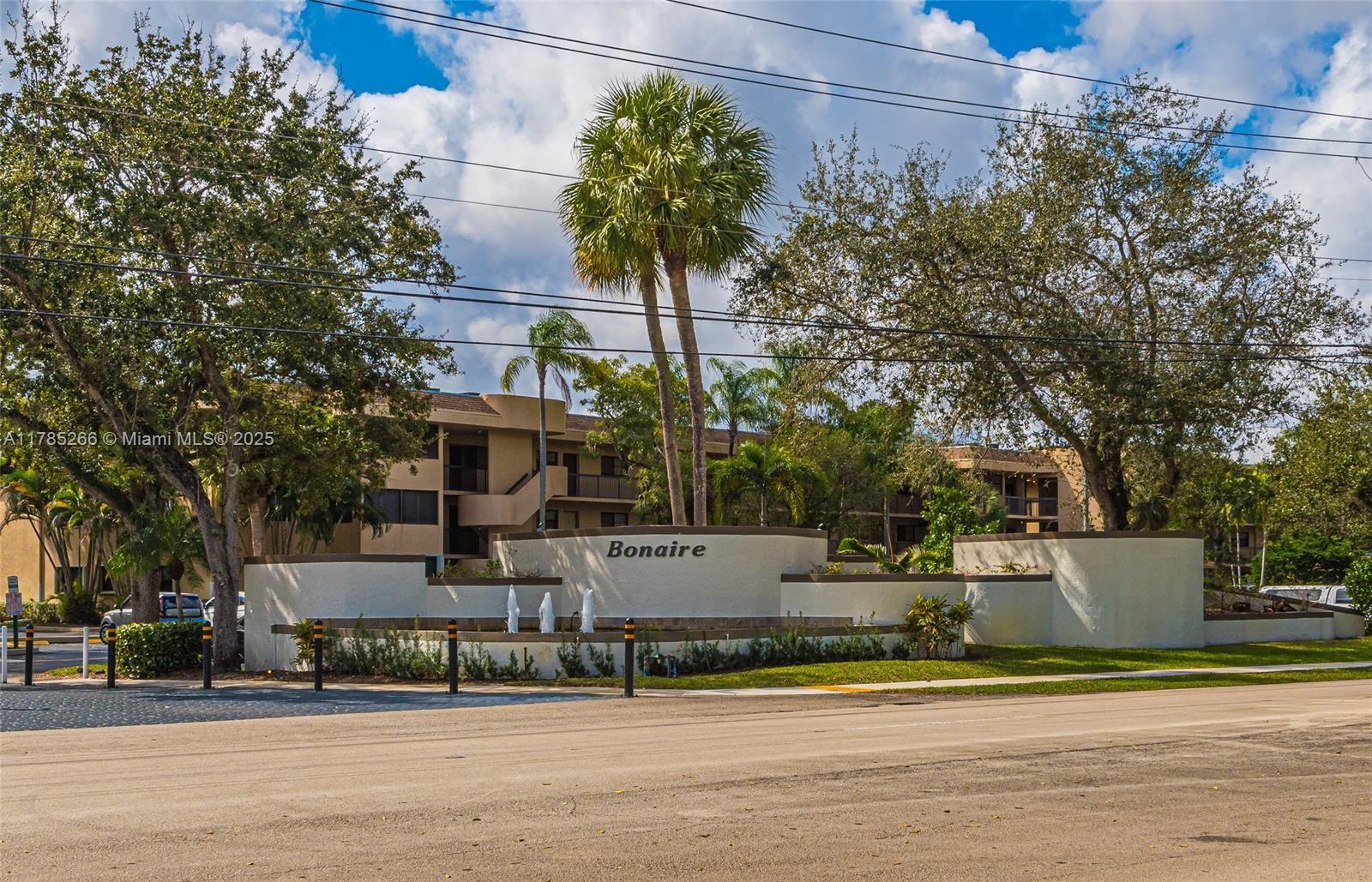 Picture of 7735 NW 79Th Ave # 214, Tamarac, FL 33321