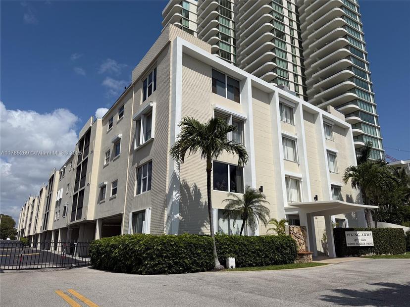 Picture of 1601 S Flagler Dr # 211O, West Palm Beach FL 33401