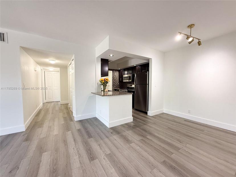 Picture of 1601 S Flagler Dr # 211O, West Palm Beach FL 33401