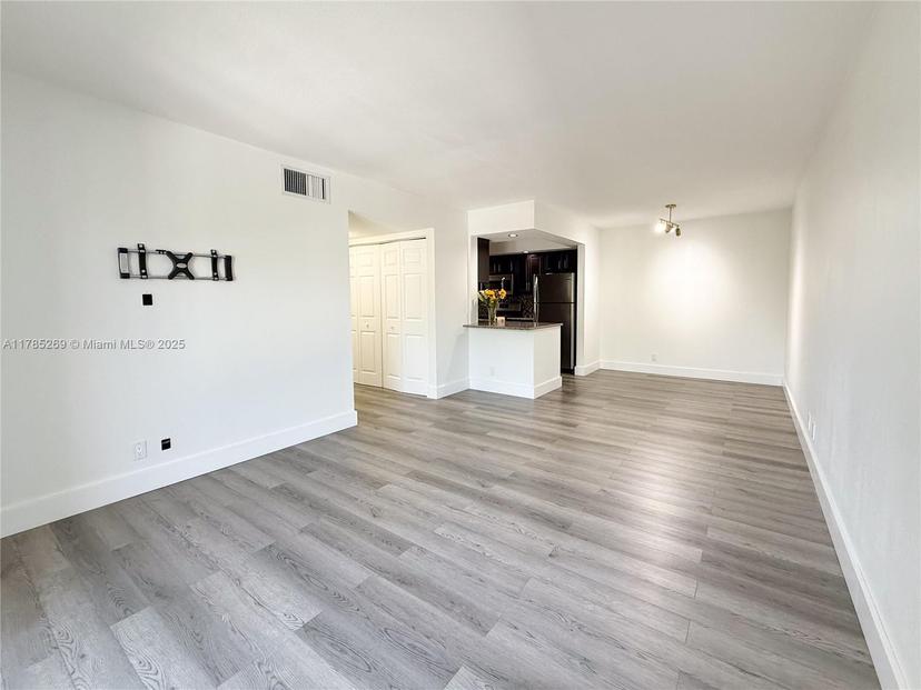 Picture of 1601 S Flagler Dr # 211O, West Palm Beach FL 33401