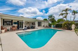 Picture of 11430 NW 39Th Ct, Coral Springs, FL 33065