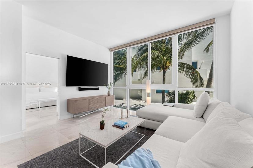 Picture of 50 S Pointe Drive # 501, Miami Beach FL 33139