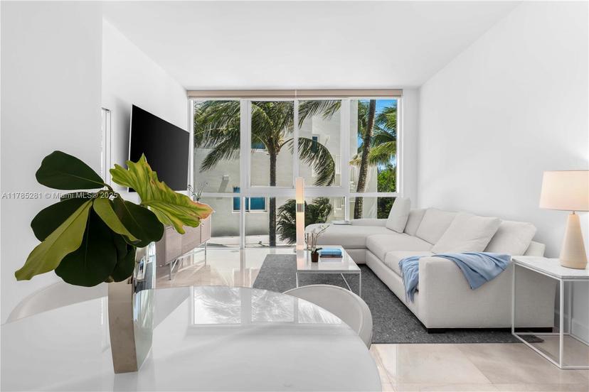 Picture of 50 S Pointe Drive # 501, Miami Beach FL 33139
