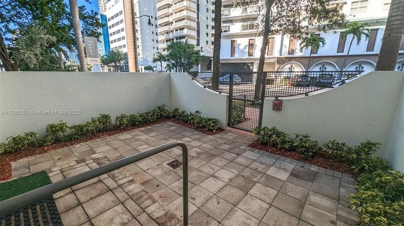 Picture of 6000 Collins Ave # 103, Miami Beach FL 33140