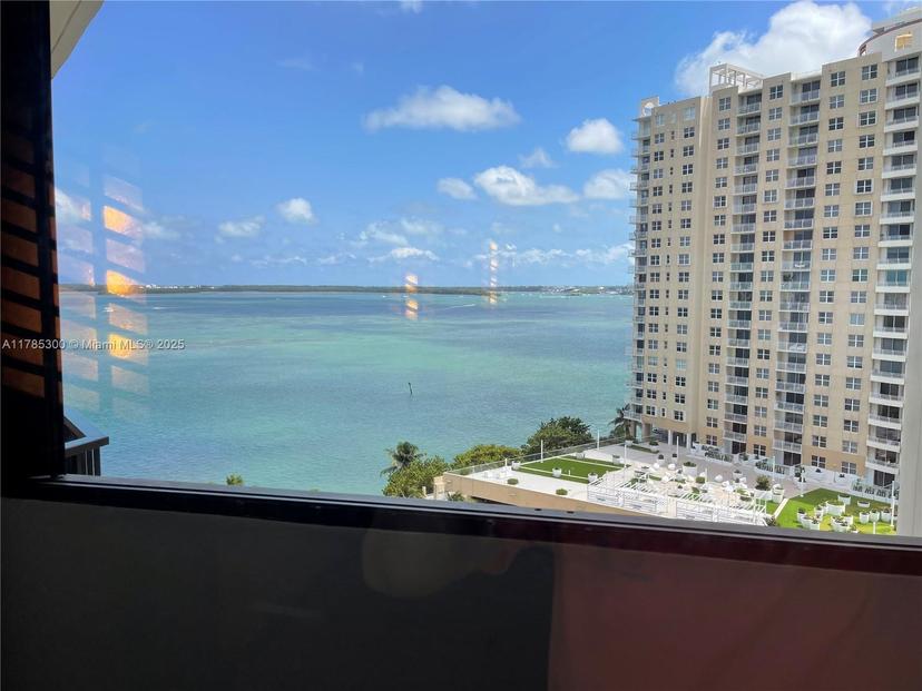 Picture of 520 Brickell Key Dr # A1211, Miami FL 33131