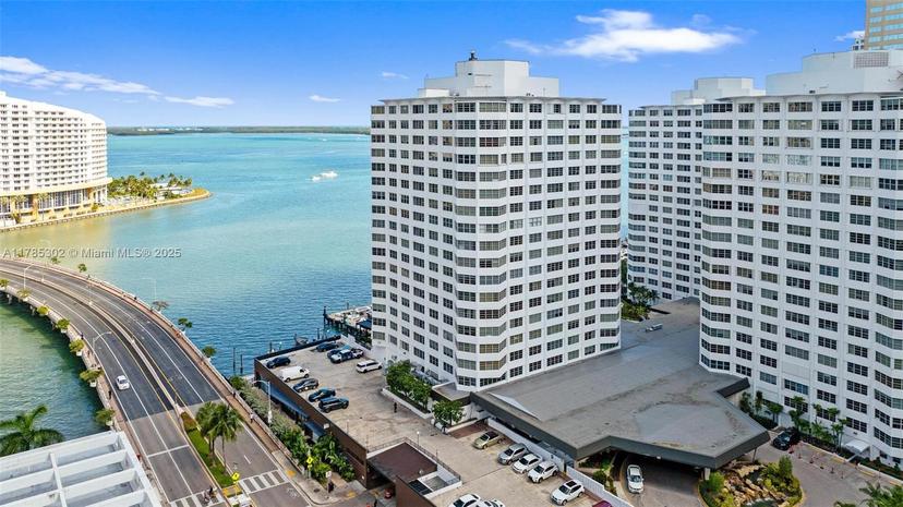 Picture of 801 Brickell Bay Dr # 361, Miami FL 33131
