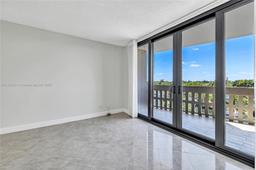 Picture of 90 Edgewater Dr # 624, Coral Gables, FL 33133