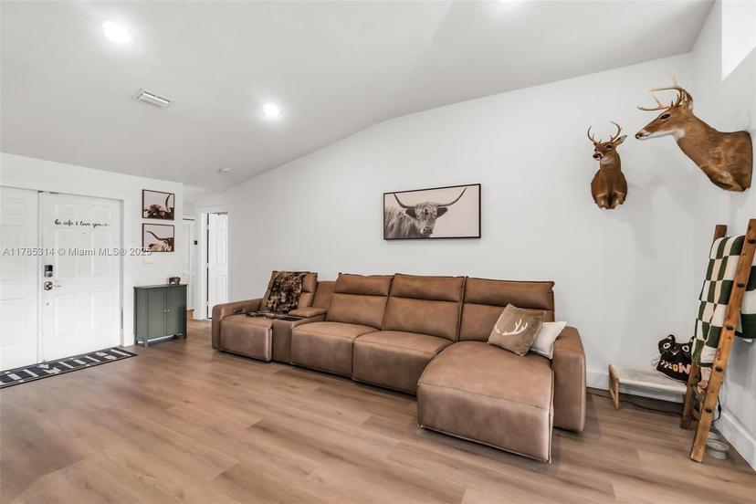 Picture of 21523 SW 89Th Path, Cutler Bay FL 33189