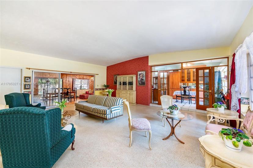 Picture of 7132 SW 65Th Ave, South Miami FL 33143
