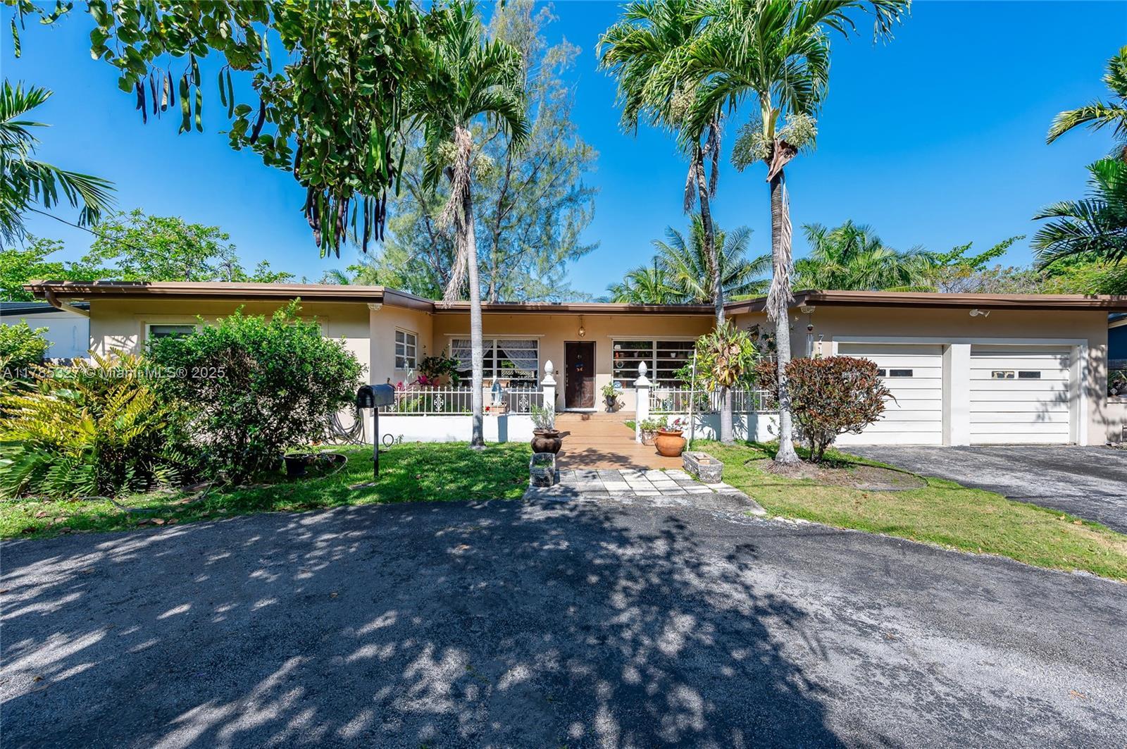 Picture of 7132 SW 65Th Ave, South Miami, FL 33143