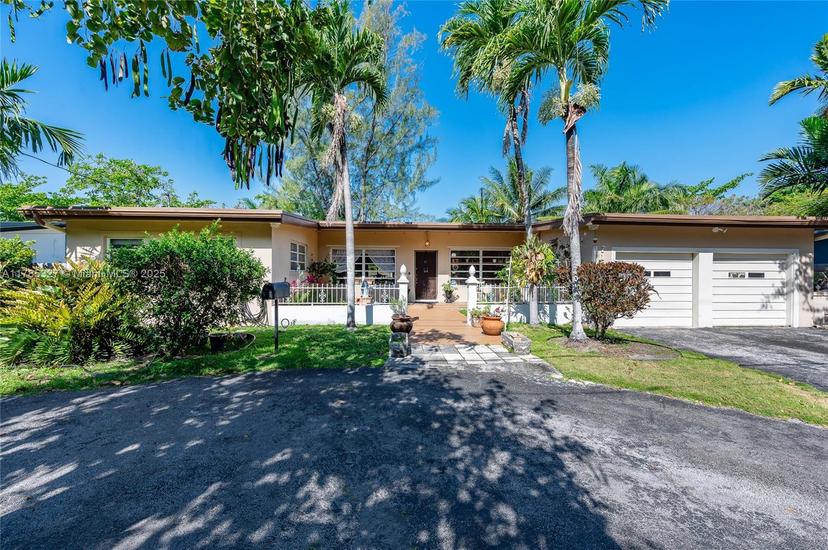 Picture of 7132 SW 65Th Ave, South Miami FL 33143