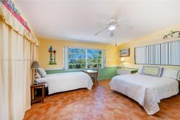 Picture of 7132 SW 65Th Ave, South Miami, FL 33143