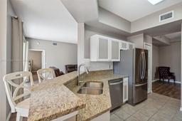 Picture of 15161 Royal Windsor Ln # 2603, Fort Myers, FL 33919