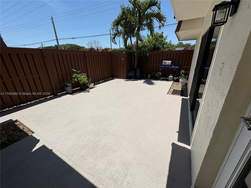 Picture of 3900 County Line Rd # 10C, Tequesta FL 33469