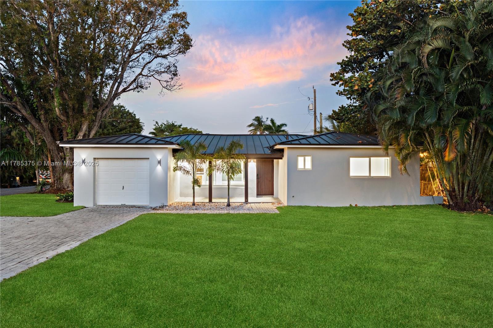 Picture of 1917 N Swinton Ave, Delray Beach, FL 33444